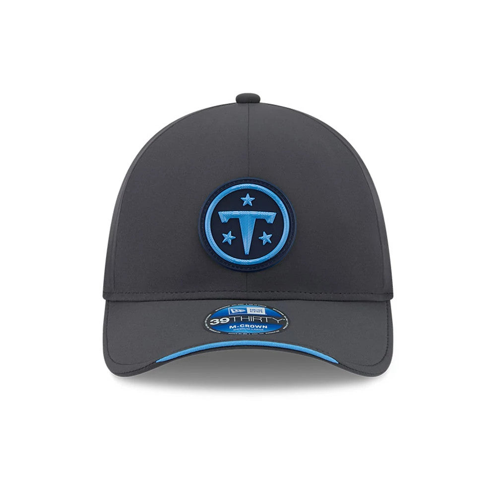Casquette 39THIRTY M-Crown Titans NFL Sideline 2026 Anthracite